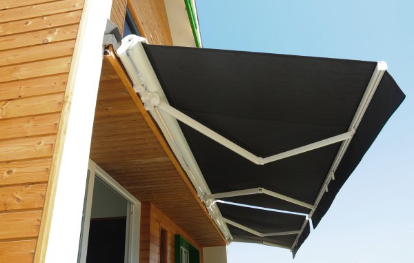 Awning outroor